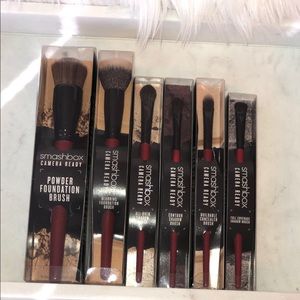 ❗️SOLD❗️         Smashbox Brushes 6